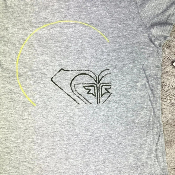 ROXY Women's T-Shirt Cotton Gray Tee Carson Heart New - Picture 12 of 12